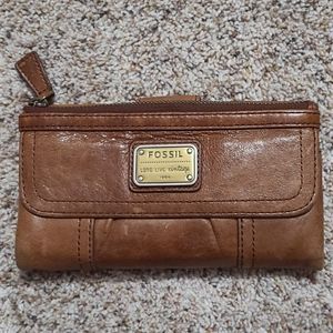 Fossil wallet